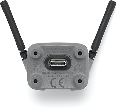 Vista frontal del transceptor digital DJI Neo 2 con dos antenas para transmisión de video estable