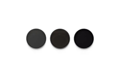 Detalle de tres filtros ND para DJI Osmo Action 6 destinados a controlar la entrada de luz