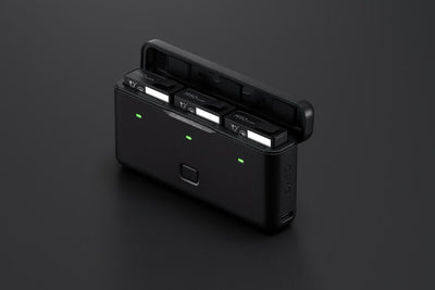 Estuche multifuncional de baterías 2 DJI Osmo Action para guardar y cargar hasta tres baterías
