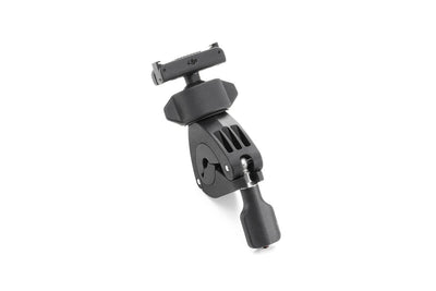 Vista lateral del soporte para manillar DJI Osmo Action diseñado para ajustar el ángulo de grabación