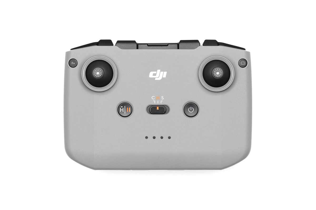 Vista frontal del control remoto DJI RC-N3 para pilotar drones compatibles mediante la aplicación DJI Fly